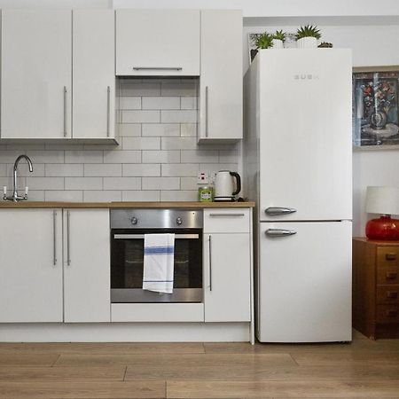 Stylish 1Br Next To Tower Bridge Apartment Лондон Екстериор снимка